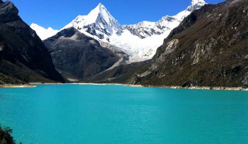 la famosa laguna Paron