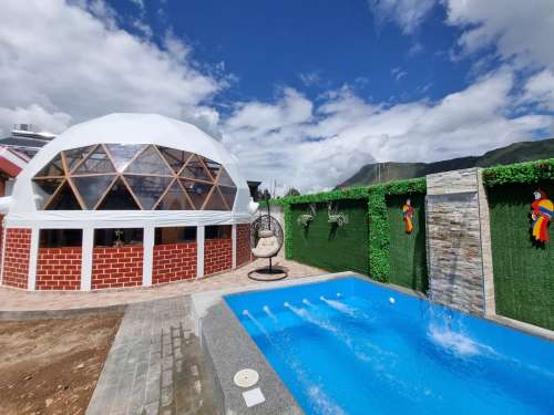 Piscina Doomos