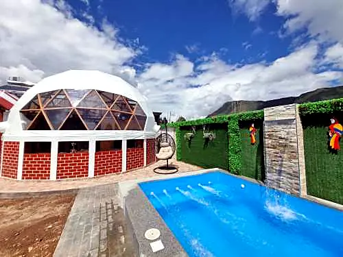 Piscina Doomos