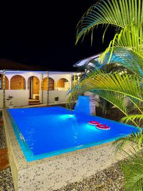 piscina shurcu loge