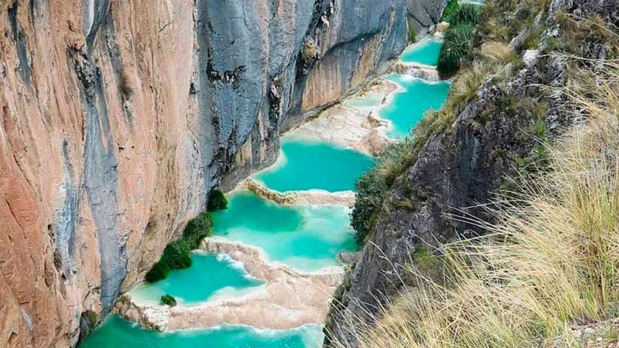 Excursión a las Aguas Turquesas de Millpu