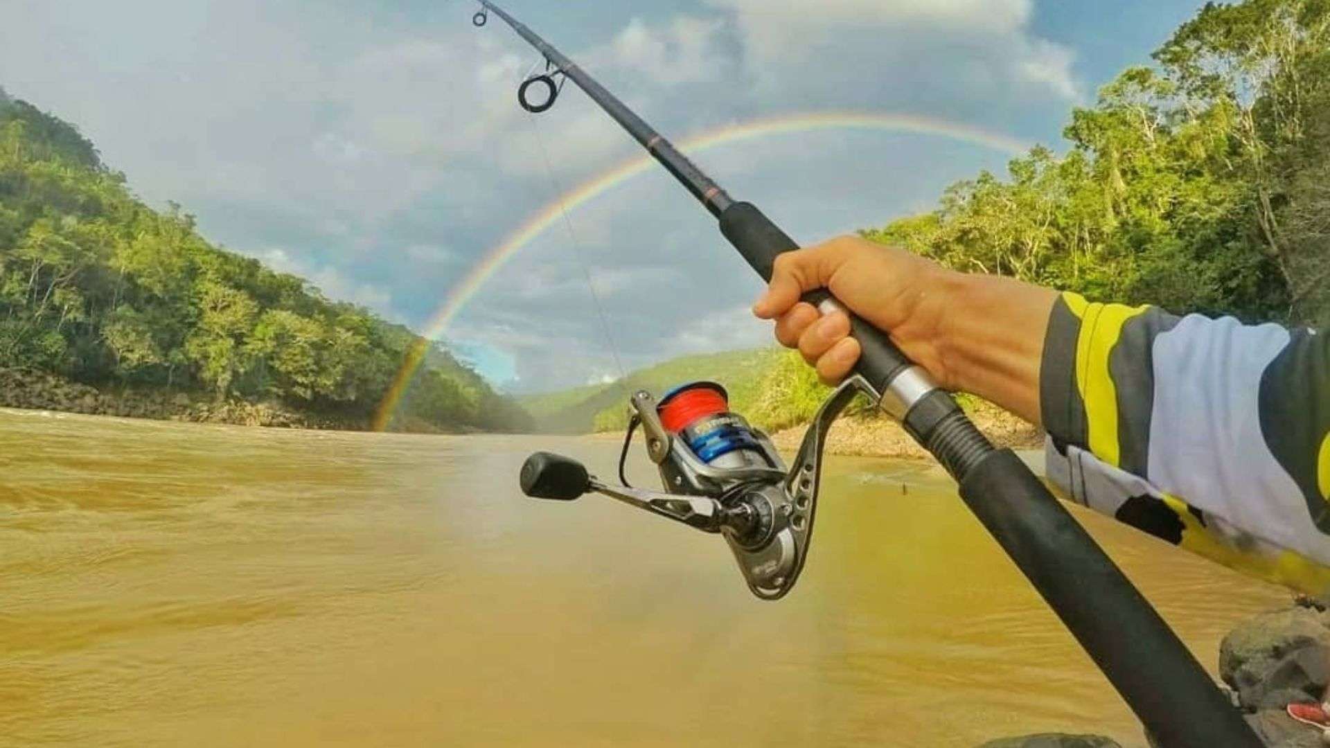 Pesca recreativa en el Río Huallaga