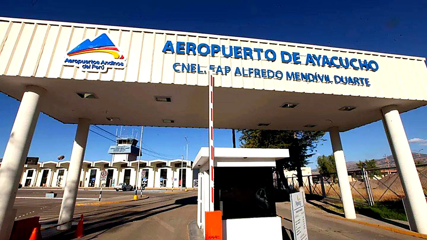 Servicio de transporte en minivan desde 5  Pasajeros hasta 7 Pasajeros del Aeropuerto Alfredo Mendívil Duarte - Hotel, Ayacucho 