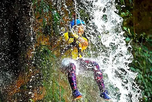 Rappel en la Catarata de Talliquihui