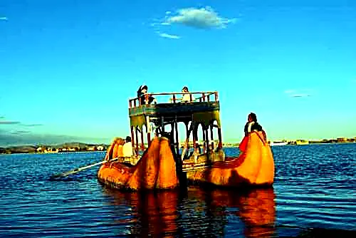 Excursionismo en Uros, Taquile y Amantaní 2D/1N