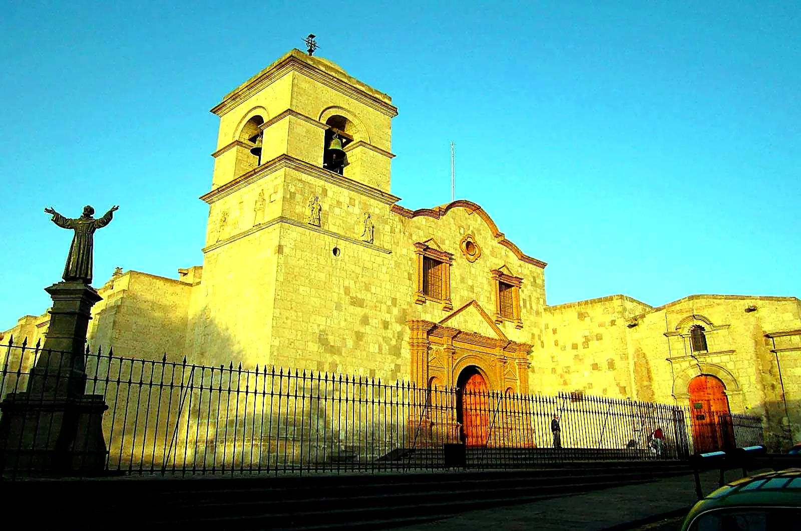 Tour Campiña en Bus Turístico