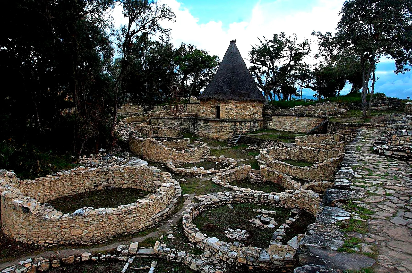 Fortaleza De Kuelap + Teleféricos 