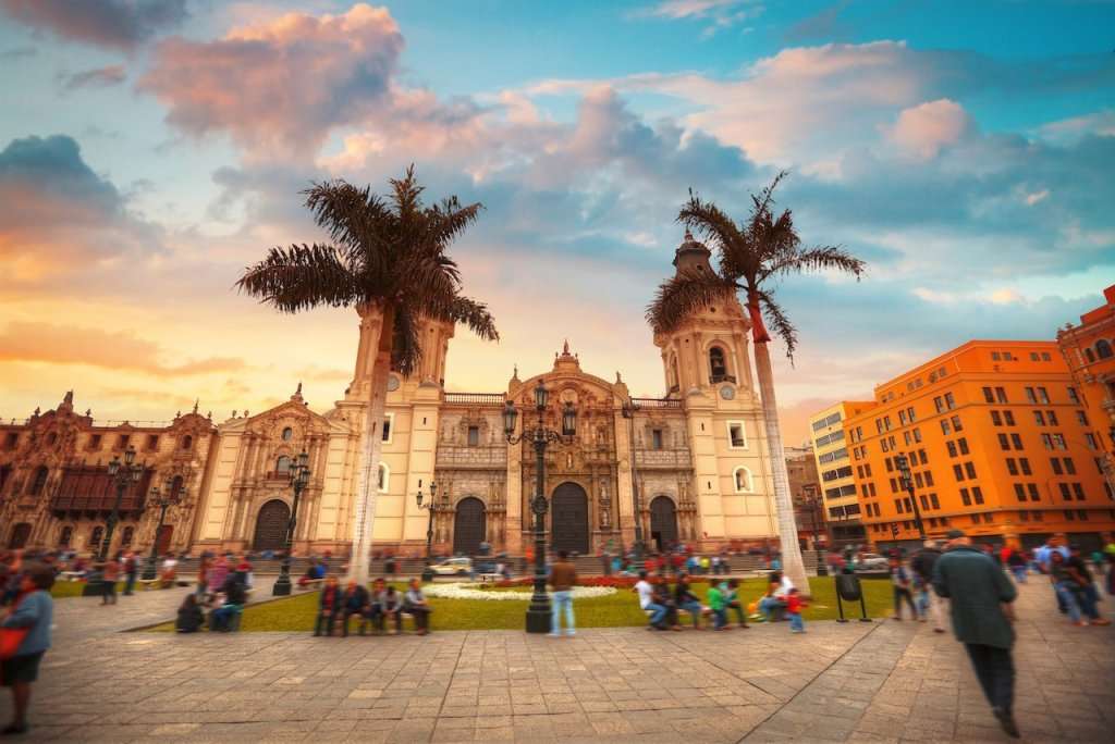 Vuelo: Lima - Cusco